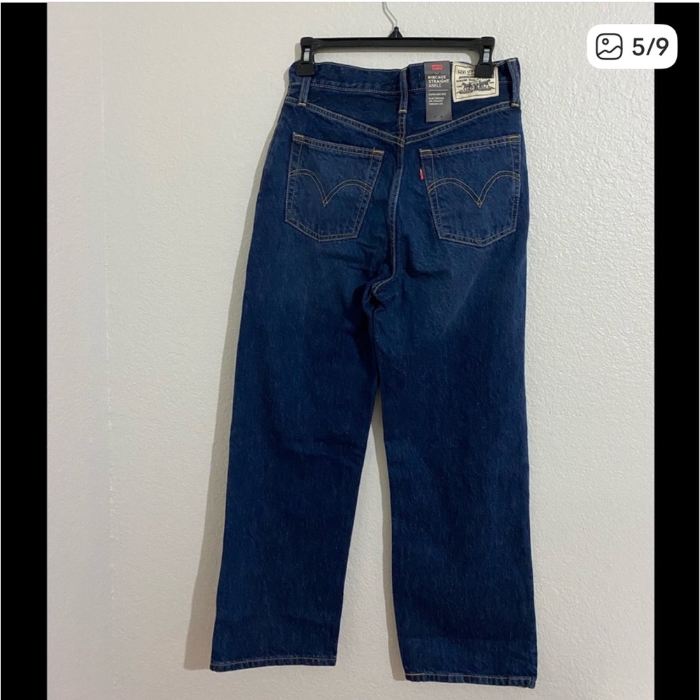 Levi’s Wellthread Ribcage Jeans - Picture 5 of 7